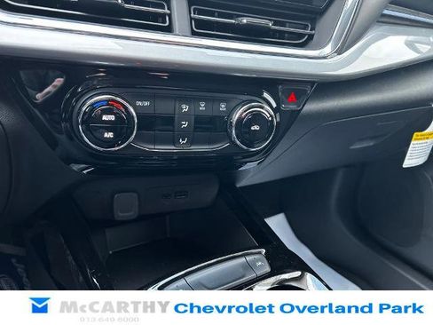New 2025 Chevrolet Trax LT image 15
