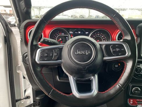 Used 2022 Jeep Gladiator Rubicon w/ LED Lighting Group AWD/4WD image 13