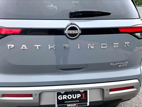 Certified 2023 Nissan Pathfinder Platinum AWD/4WD image 10