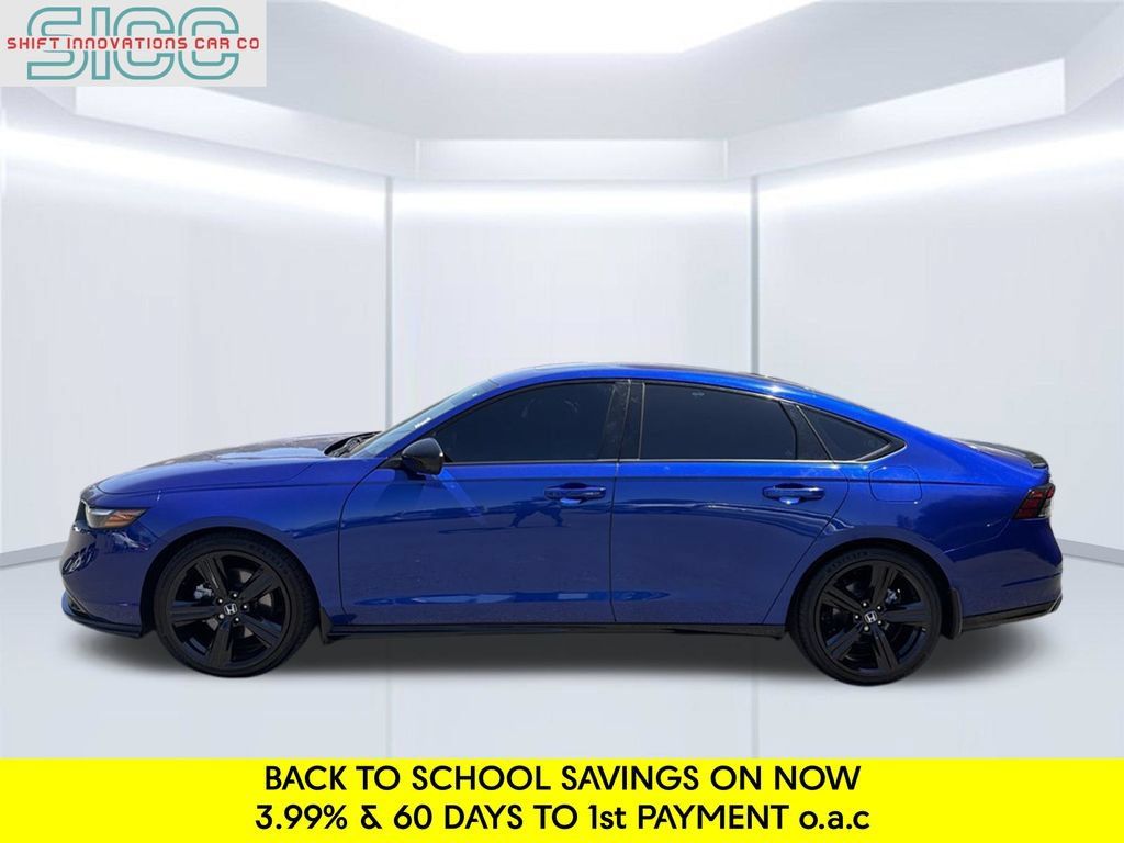 Used 2023 Honda Accord Sport image 3