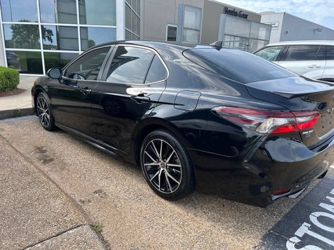 Used 2023 Toyota Camry SE FWD image 34
