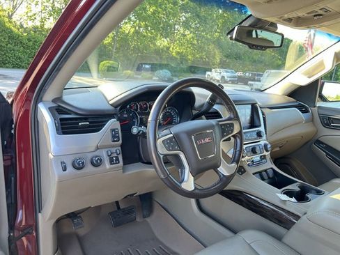 Used 2020 GMC Yukon SLT w/ Open Road Package AWD/4WD image 10