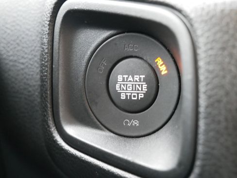 Used 2025 Jeep Wrangler Sport S image 26