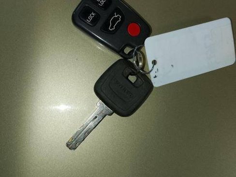 Used 1999 Volvo S70 AWD image 46
