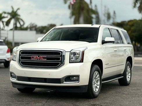 Used 2015 GMC Yukon SLT w/ Open Road Package AWD/4WD image 1