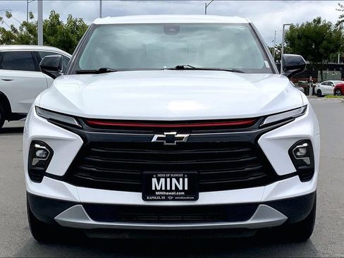 Used 2023 Chevrolet Blazer LT FWD image 3