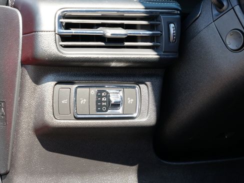 Used 2022 Lincoln Corsair Reserve w/ Elements Package image 19