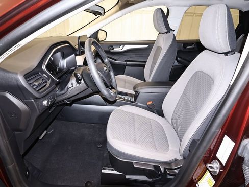 Certified 2021 Ford Escape SE w/ SE Sport Appearance Package image 13