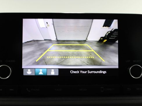 Used 2024 Honda Accord LX image 32