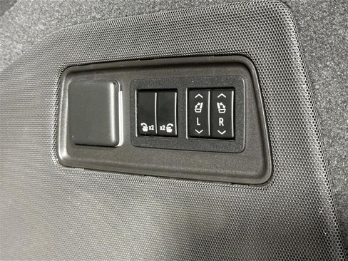 Used 2022 Cadillac Escalade Sport w/ Touring Package image 41