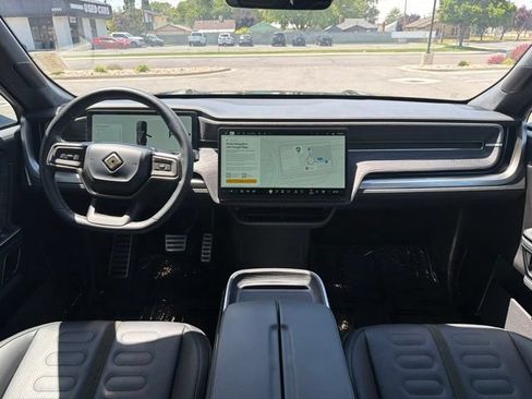 Used 2023 Rivian R1S Adventure AWD/4WD image 16