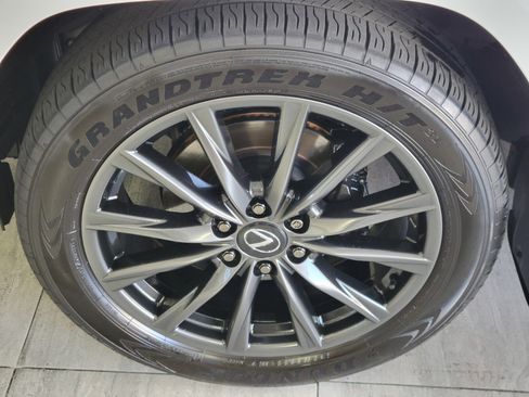 Certified 2025 Lexus LX 700h F Sport w/ Accessory Package (Z1) image 10