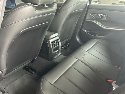 Used 2025 BMW 330i Sedan image 47