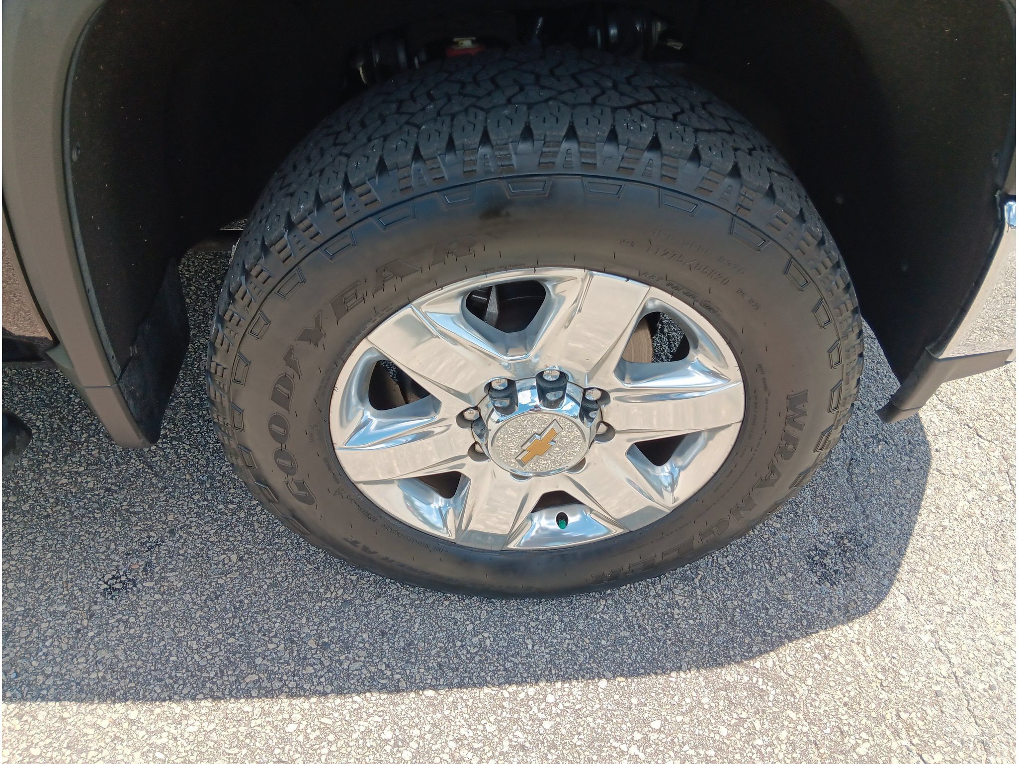 Used 2023 Chevrolet Silverado 2500 LTZ w/ LTZ Convenience Package AWD/4WD image 10