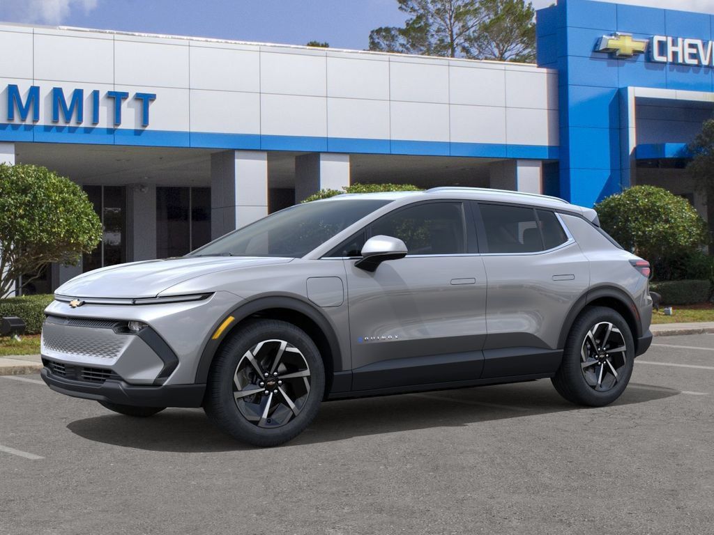 New 2026 Chevrolet Equinox EV LT FWD image 2