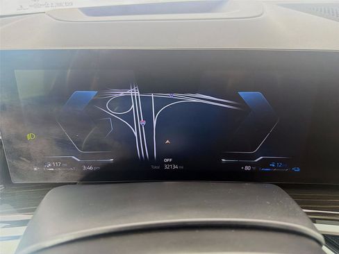 Used 2025 BMW X5 xDrive50e image 13