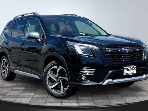Used 2022 Subaru Forester Touring w/ Popular Package #2 AWD/4WD image 3
