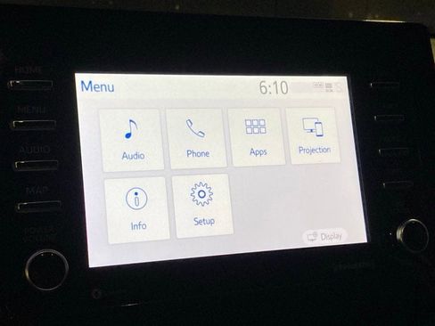 Used 2024 Toyota Camry SE image 16