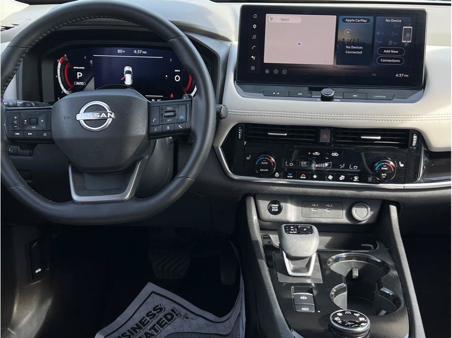 Used 2025 Nissan Rogue SL w/ Tech Package AWD/4WD image 11