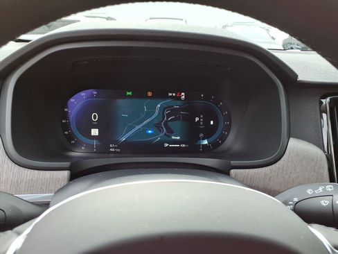 Certified 2023 Volvo V90 B6 Cross Country Plus w/ Climate Package image 17