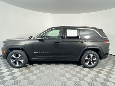 Used 2024 Jeep Grand Cherokee Limited 4xe AWD/4WD image 6