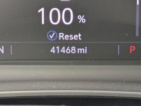 Used 2023 Cadillac XT6 Premium Luxury image 11