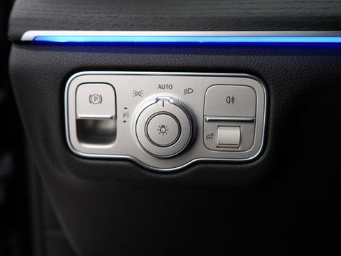 Used 2023 Mercedes-Benz GLS 450 4MATIC image 26
