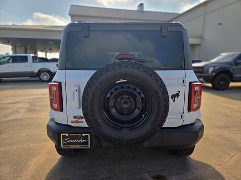 Certified 2022 Ford Bronco Outer Banks AWD/4WD image 6