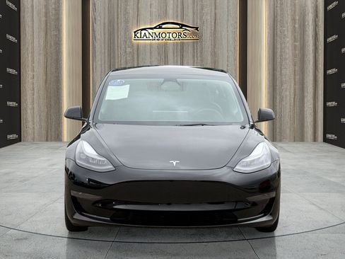 Used 2023 Tesla Model 3 Standard Range RWD image 3