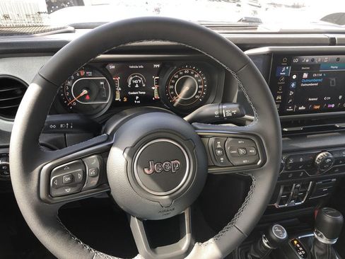 New 2026 Jeep Gladiator Sport AWD/4WD image 15