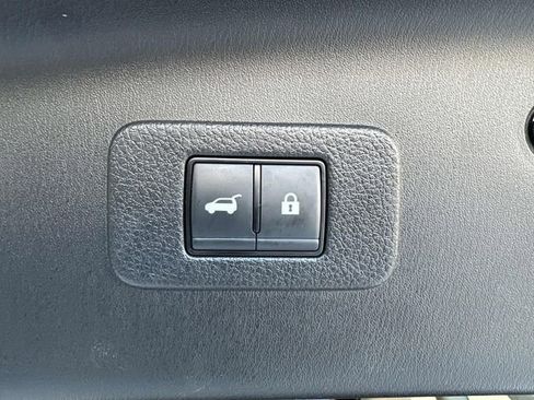 Used 2023 Nissan Armada Platinum w/ Captain's Chairs Package AWD/4WD image 58