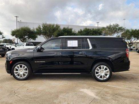 Used 2021 Chevrolet Suburban High Country image 4