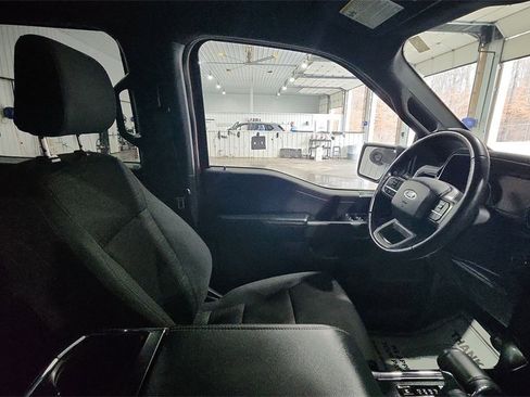 Used 2022 Ford F150 XLT w/ Equipment Group 302A High image 13