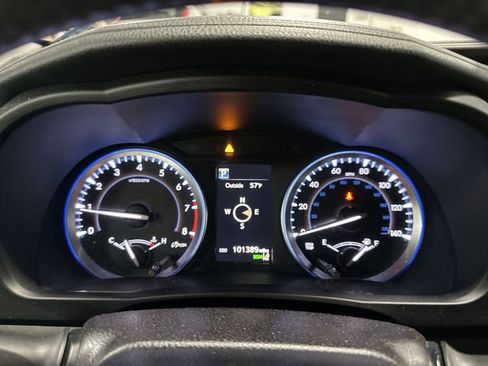 Used 2017 Toyota Highlander XLE image 14