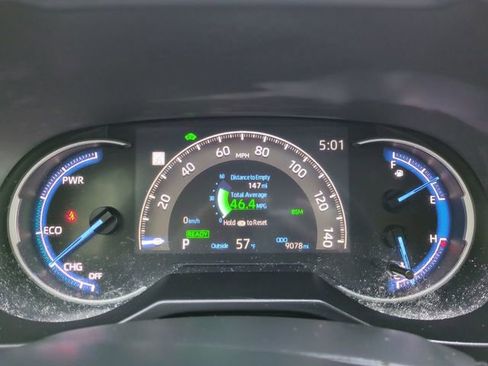 Used 2025 Toyota RAV4 LE image 25