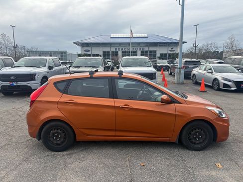 Used 2015 Hyundai Accent GS image 4