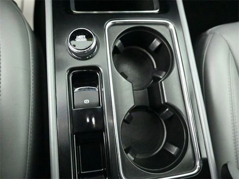 Certified 2022 Lincoln Corsair AWD w/ Equipment Group 101A image 19