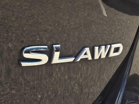 Used 2019 Nissan Rogue Sport SL w/ Premium Package image 32