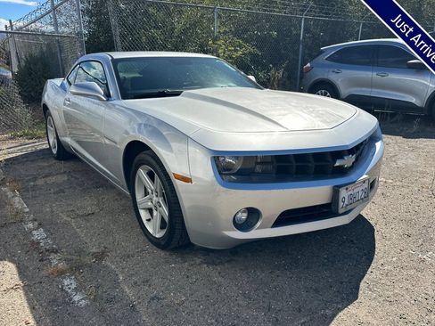 Used 2010 Chevrolet Camaro LT RWD image 1