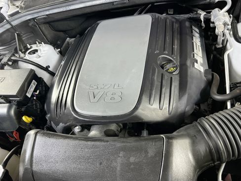 Used 2022 Dodge Durango R/T w/ Blacktop Package image 32