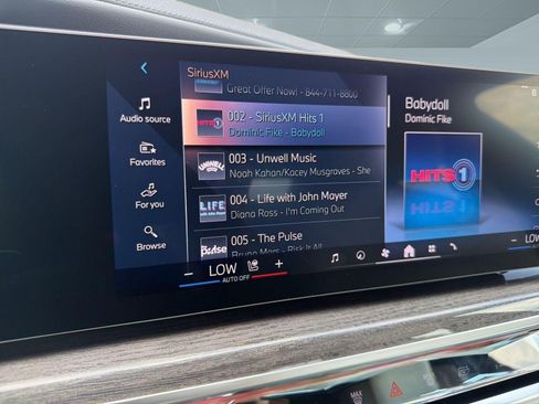 New 2026 BMW 740i w/ Premium Package RWD image 24