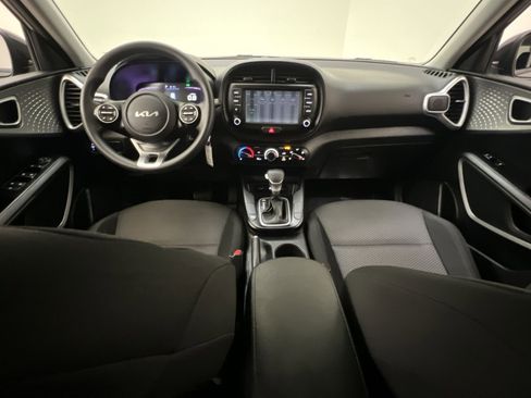 Used 2024 Kia Soul LX w/ Option Group 015 image 18