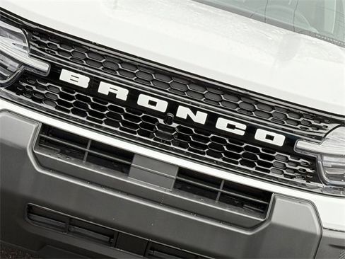 New 2025 Ford Bronco Sport Outer Banks image 3