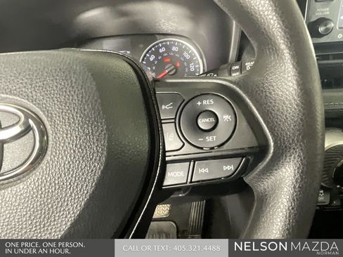 Used 2021 Toyota RAV4 XLE image 43