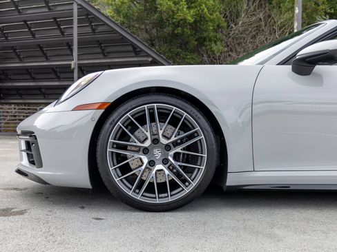 Certified 2022 Porsche 911 Carrera 4S AWD/4WD image 13