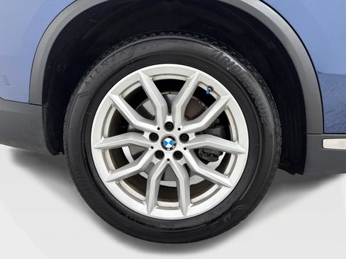 Used 2019 BMW X5 xDrive40i AWD/4WD image 49