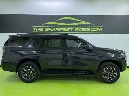 Used 2022 Chevrolet Tahoe Z71 w/ Off-Road Capability Package image 11