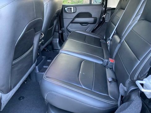 Used 2021 Jeep Wrangler Unlimited Sahara w/ Dual Top Group AWD/4WD image 20
