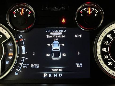 Used 2018 RAM 2500 Laramie w/ Sport Appearance Group AWD/4WD image 28