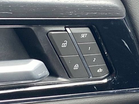 Used 2025 GMC Yukon Denali w/ Denali Reserve Package AWD/4WD image 21